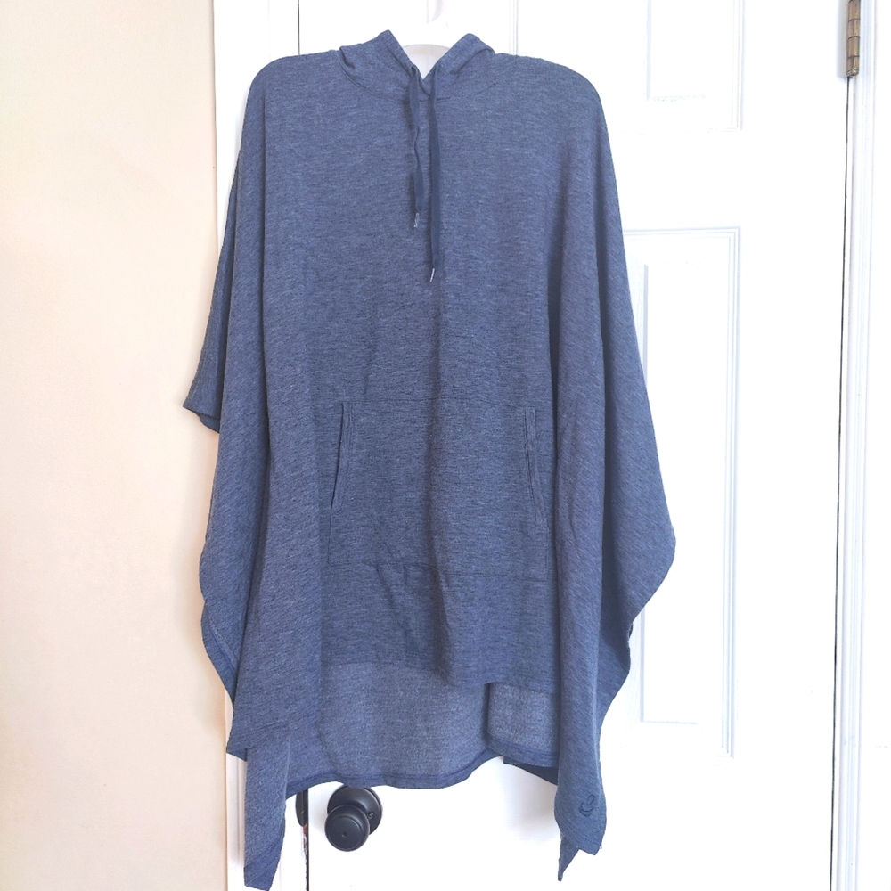 Cuddl Duds Hooded Poncho S/M Blue